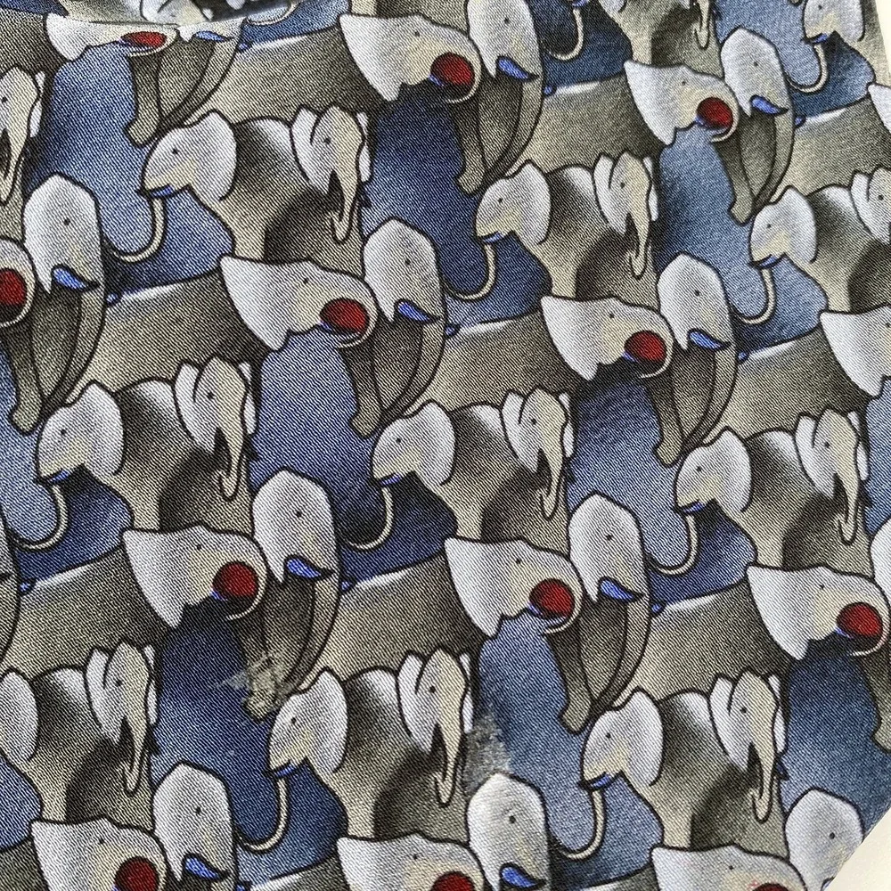 Nature Conservancy Men's Silk Necktie Tie Karen Bierce 57" Elephants Wildlife - Picture 1 of 6